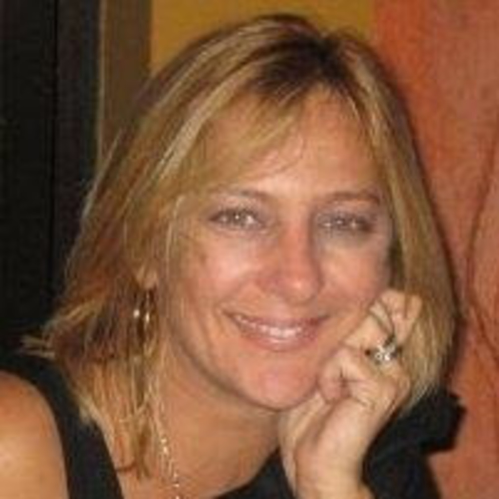 Meet your Posher, Adriana m.